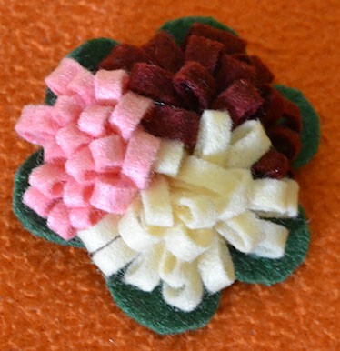 Flor granate-rosa-blanca