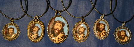 Camafeos Cristo de la Cruz Acuestas Jadraque