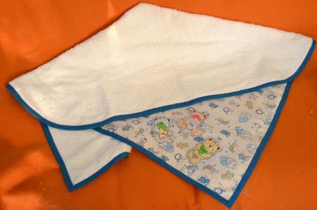 Arrullo blanco y azul